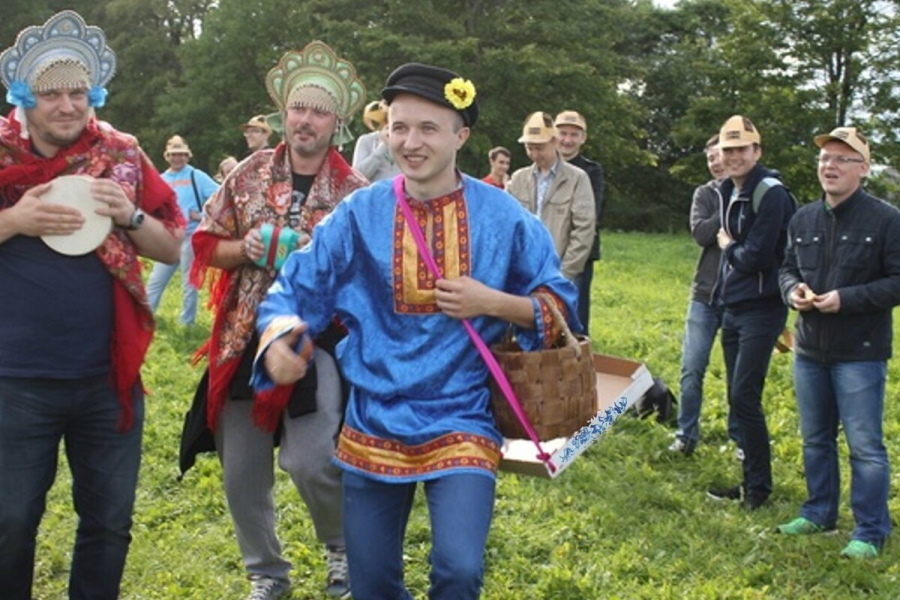 Квест в реальности Новгородский торг от компании Глубинка Холидей Квест в реальности Новгородский торг от компании Глубинка Холидей